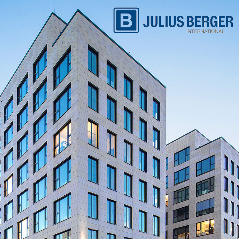 WiesPaten 2022 | Foto vom Julius Berger Unternehmensstandort. Hohes Bürogebäude mit vielen Fenstern und blauem Himmel im Hintergrund.